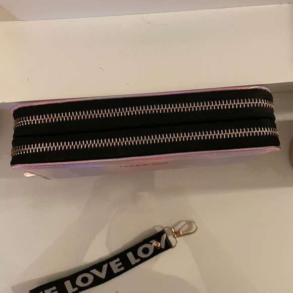 SOLD *SOLDNew Iridescence Chique Classy Wallet/Wristlet - Picture 12 of 13